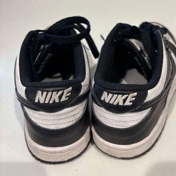 Nike Kids Dunk Low - Black and White Sneakers size 4 - Picture 5 of 7